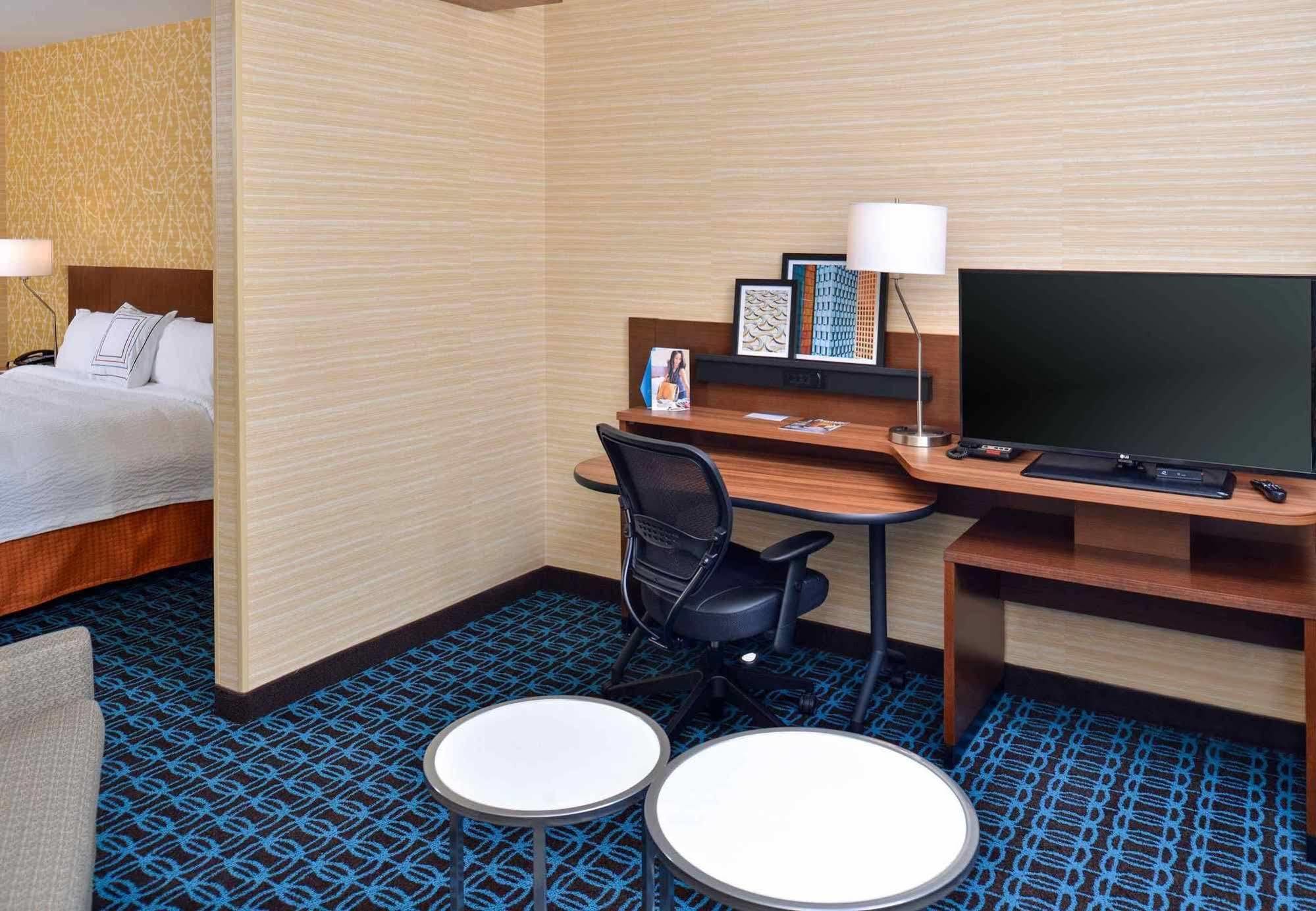 Fairfield Inn & Suites By Marriott Sacramento Airport Woodland Exterior foto